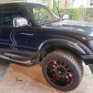 Meet your Posher, Caleb